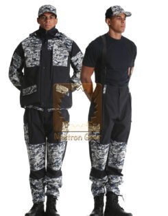 Military Clothing / 1028